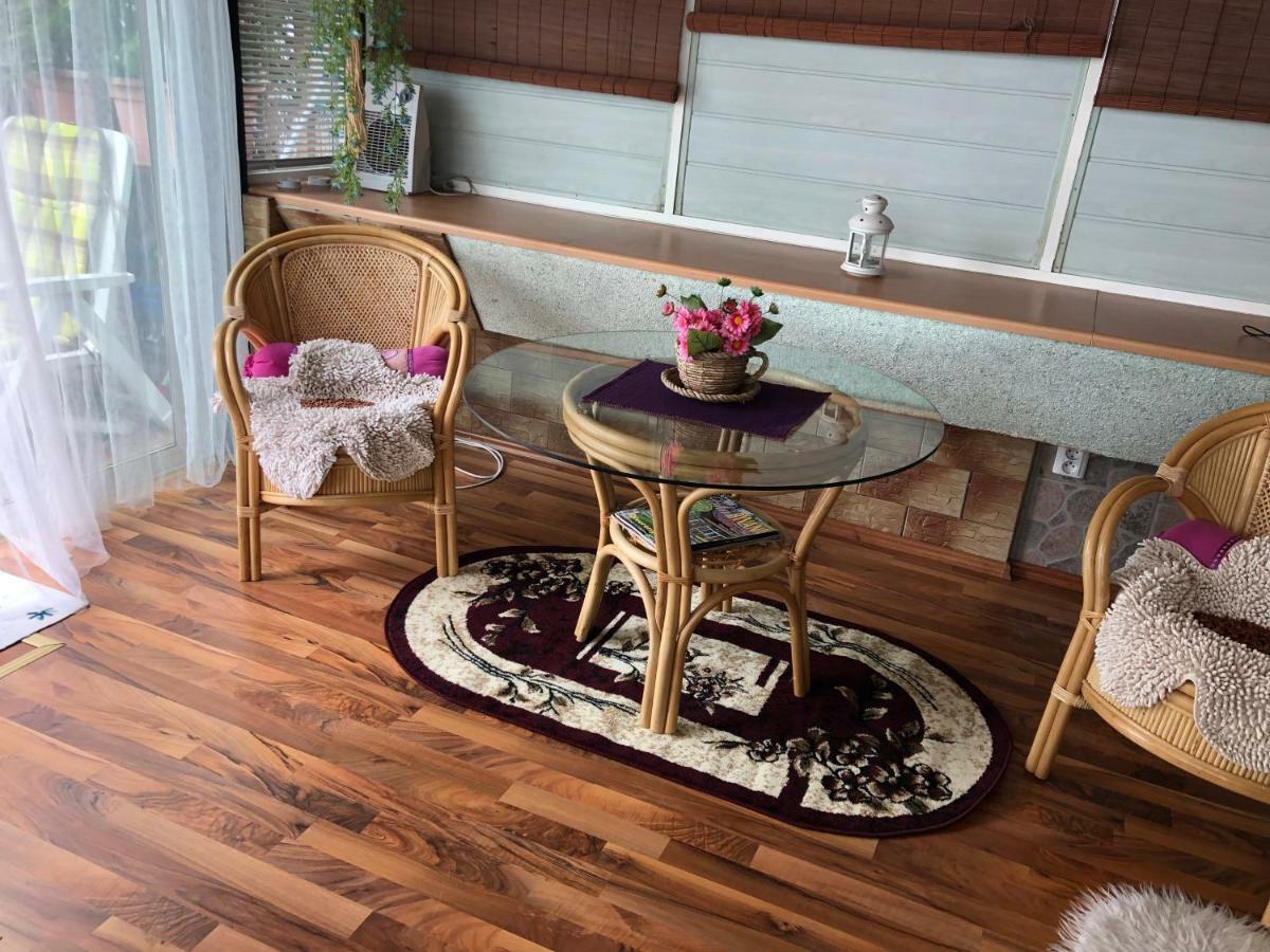 Terrace Apartment S 1 Spalnou Sofia-Parking & Wifi Bratislava Bagian luar foto